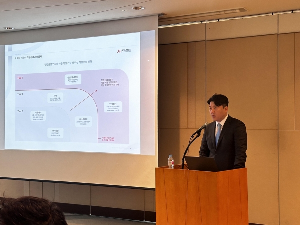 이영진 제일엠앤에스 대표이사가 IPO 간담회를 진행하고 있다. 사진=제일엠앤에스